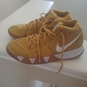 Kyrie Cinnamon Toast Crunch